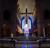 Altar Central na Basílica Nova